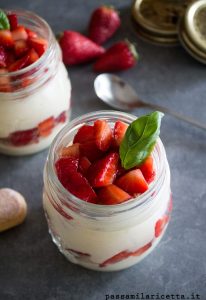 Tiramisù alle fragole