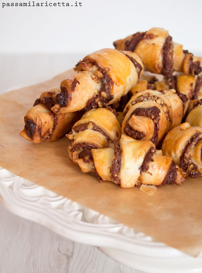 rugelach ricetta cioccolato noci