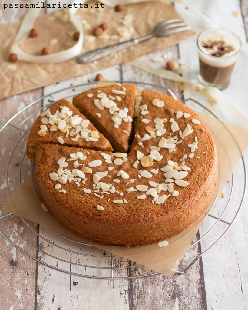 torta al latte caldo e caffè gusto cappuccino