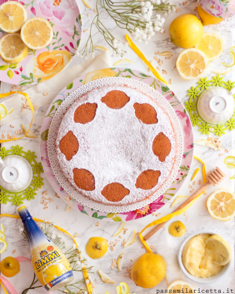 torta soffice al limone senza burro farcita con crema al limone