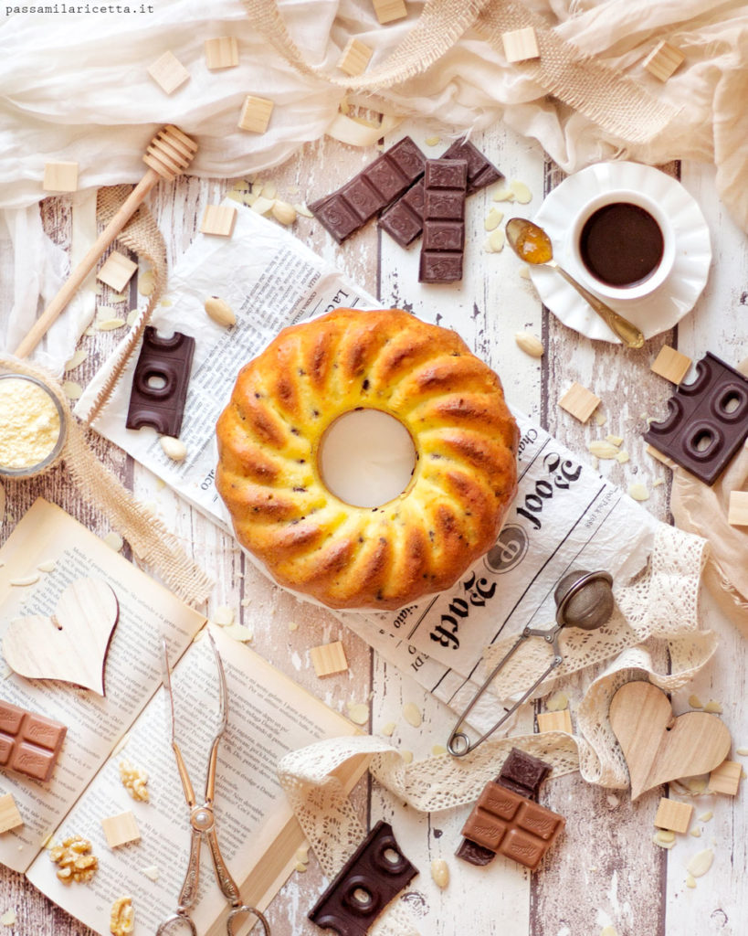 ciambellone con farina di mais e gocce di cioccolato